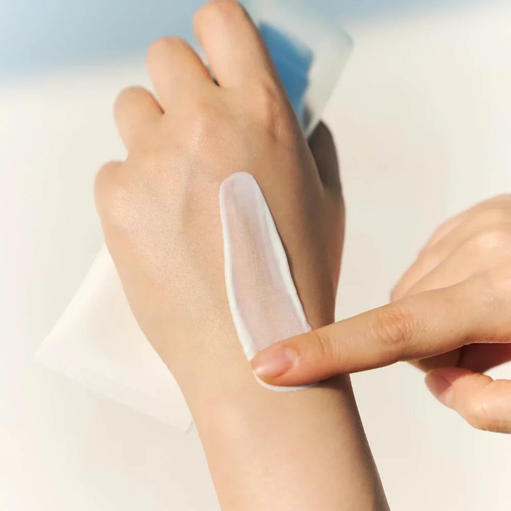 Centella Hyalu-Cica Water-Fit Sun Serum SPF50+ PA++++ (50ml)